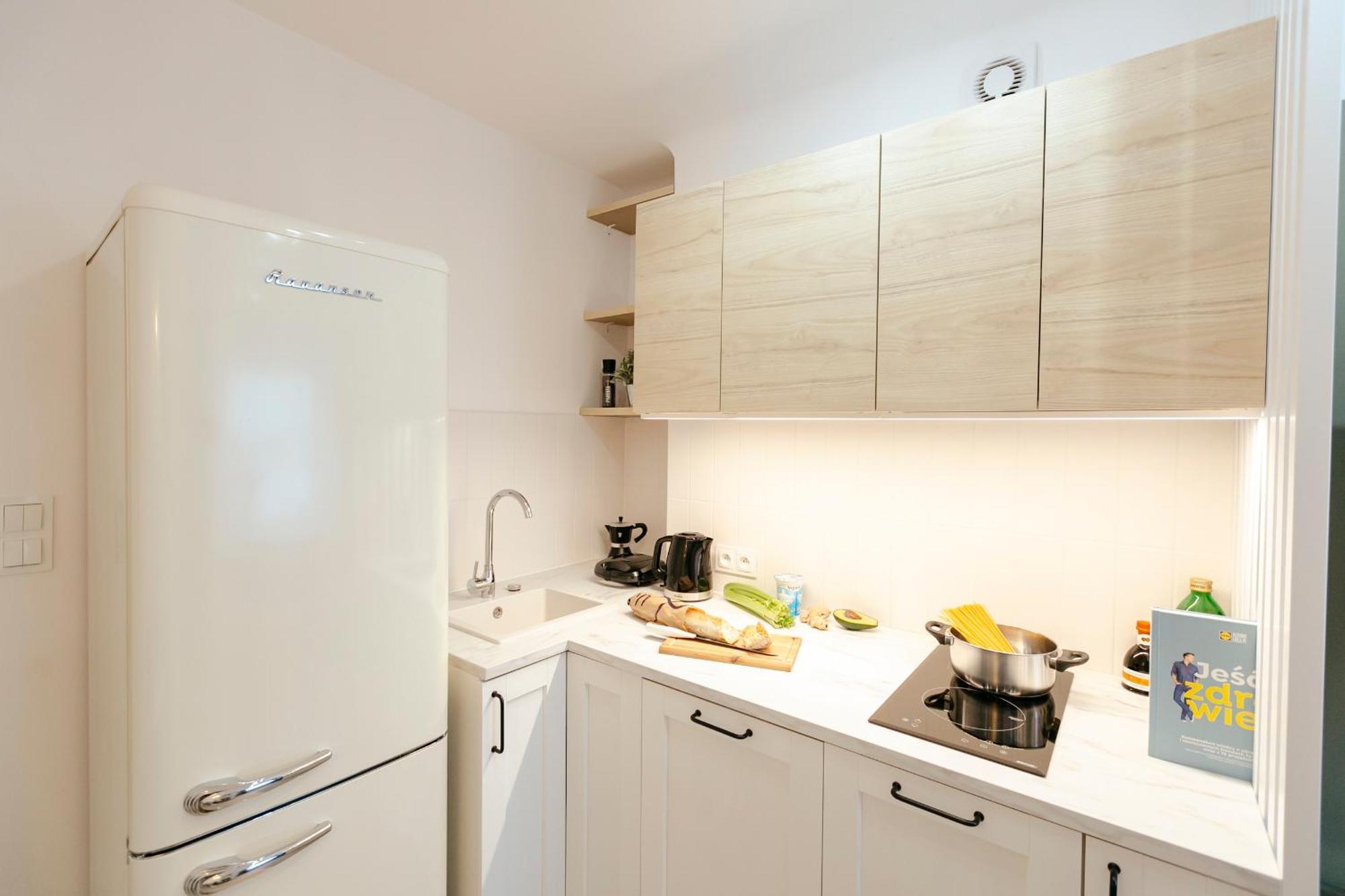 Pulawska 11 -Prywatny Apartament 4 Osobowy W Centrum Warszawy - Better Rental Warschau Buitenkant foto